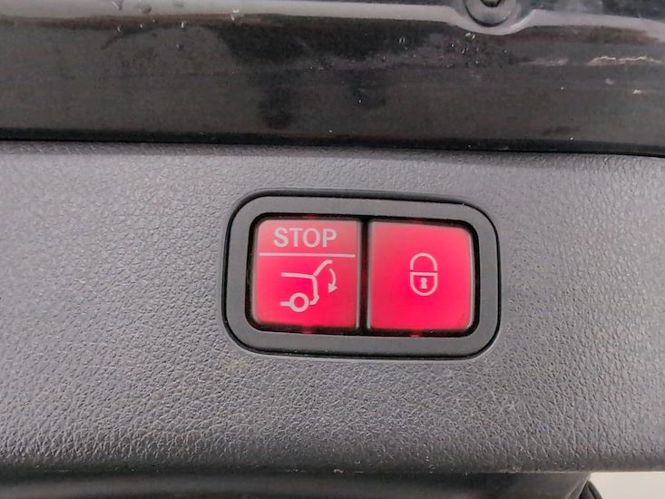 Mercedes-Benz C-Class — photo 14