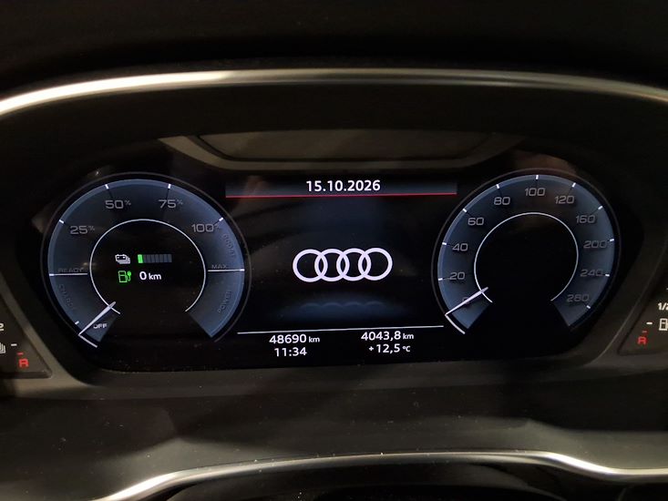 Audi Q3 — photo 9