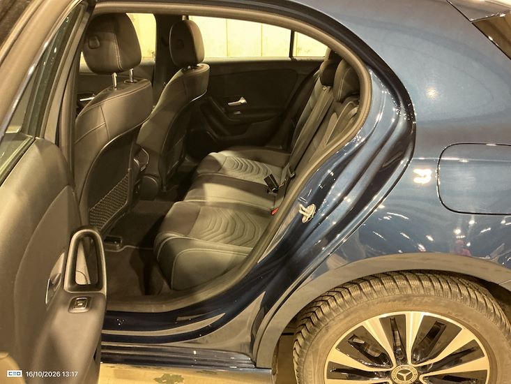 Mercedes-Benz A-Class — photo 12
