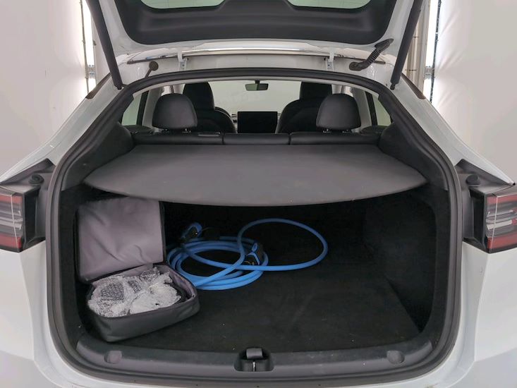 Tesla Model Y — photo 7