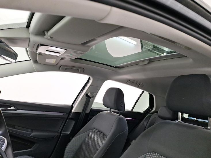 Volkswagen Golf — photo 12