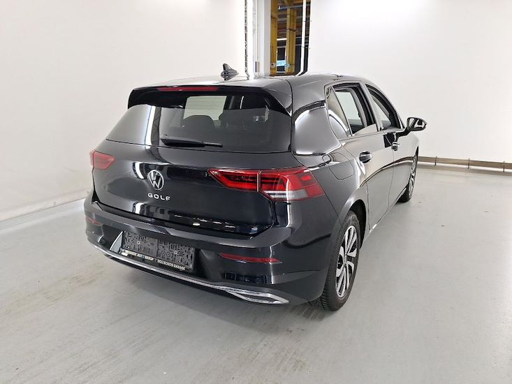 Volkswagen Golf — photo 4