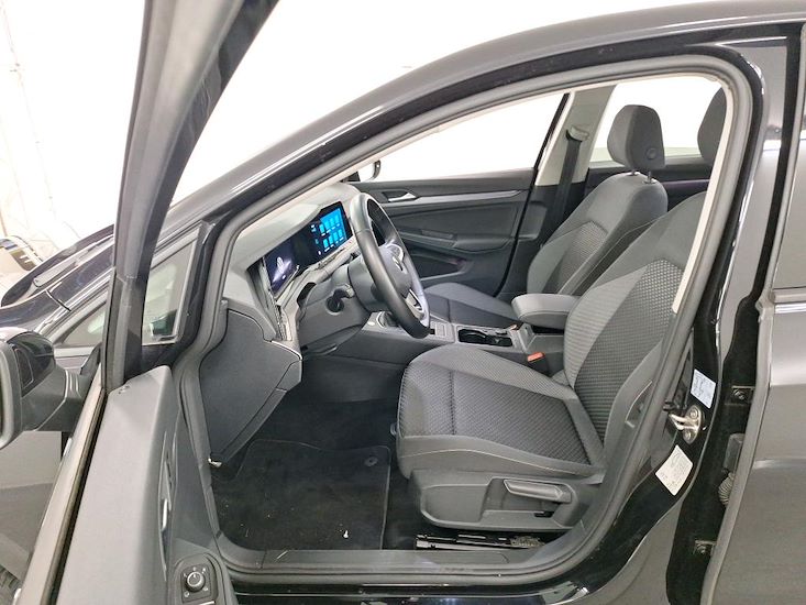 Volkswagen Golf — photo 5