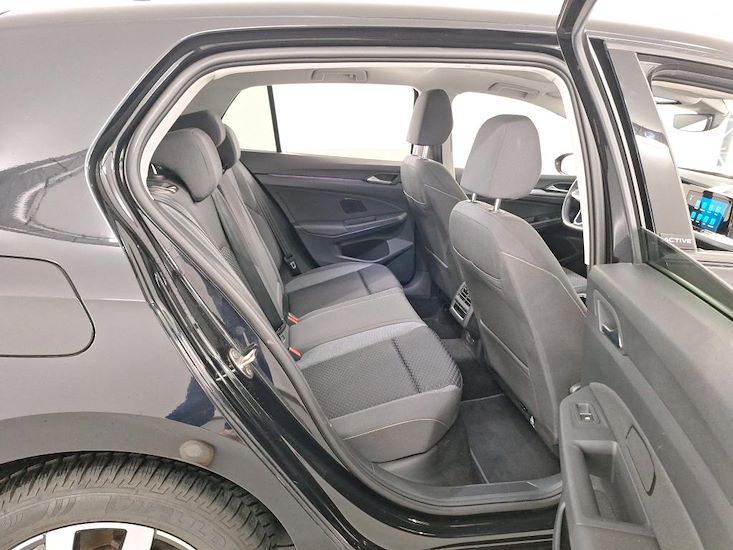 Volkswagen Golf — photo 6