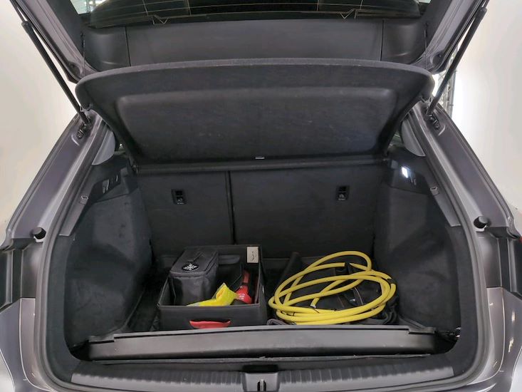 Audi Q4 — photo 7