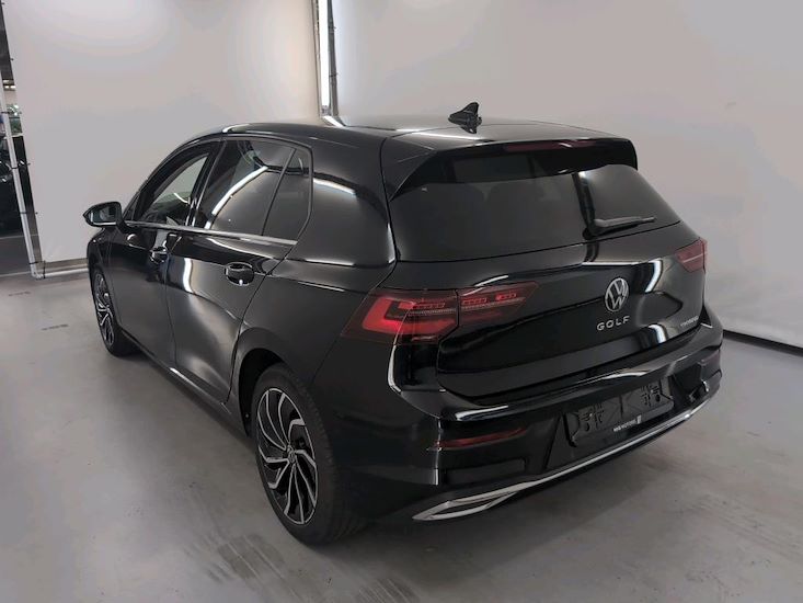 Volkswagen Golf — photo 3
