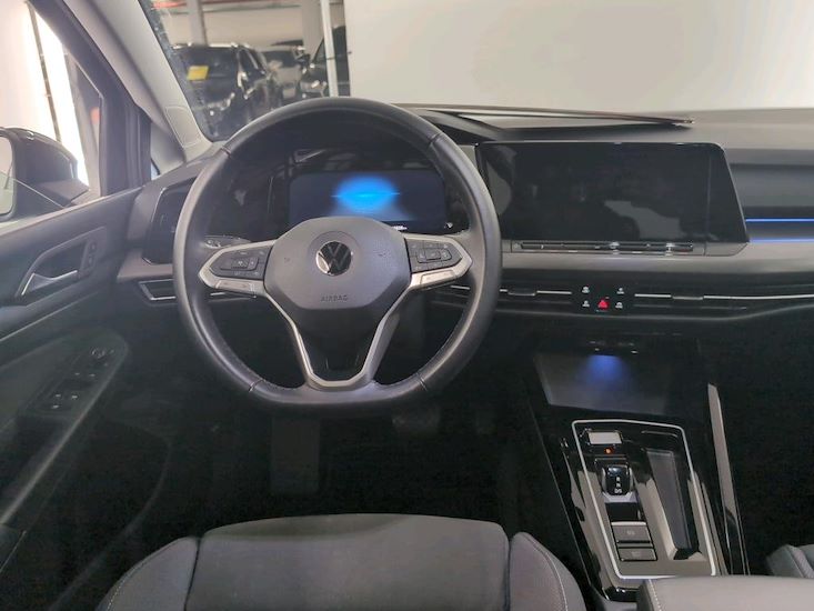 Volkswagen Golf — photo 8