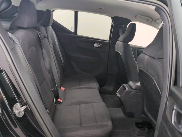 Volvo Xc40 — photo 6