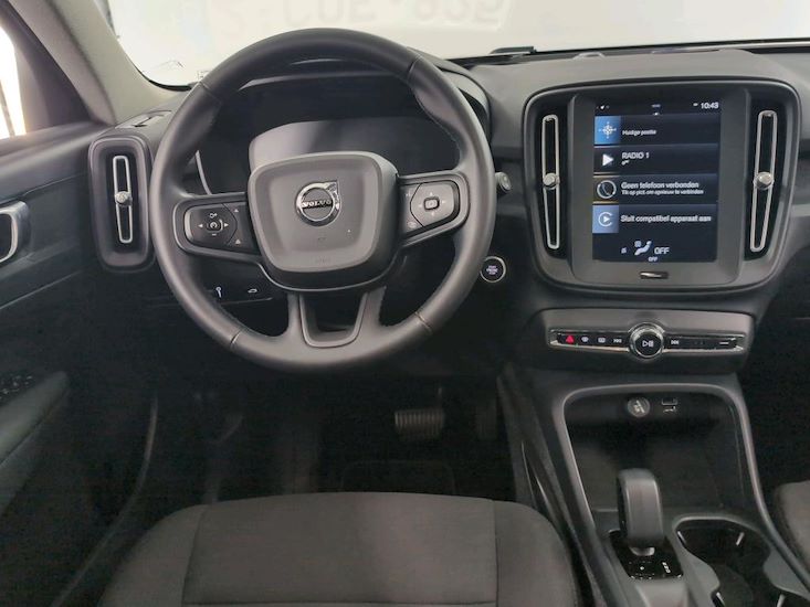 Volvo Xc40 — photo 8