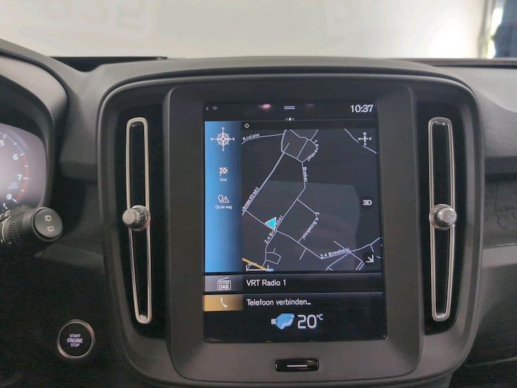 Volvo Xc40 — photo 9