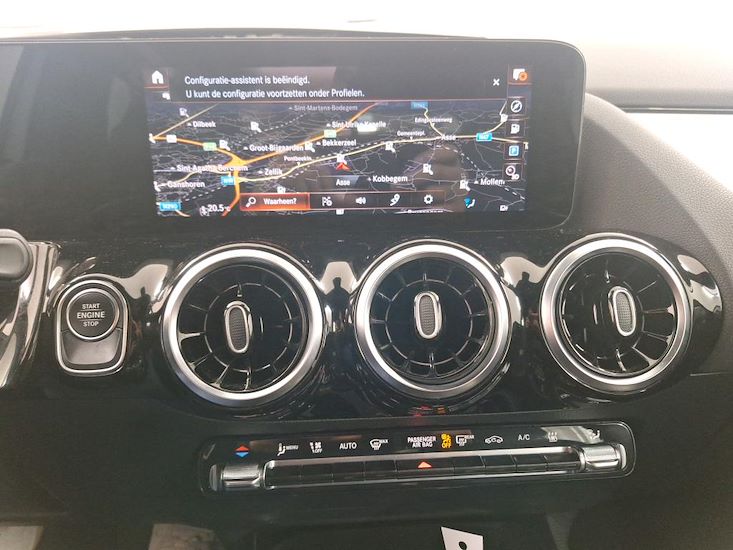 Mercedes-Benz Gla — photo 9