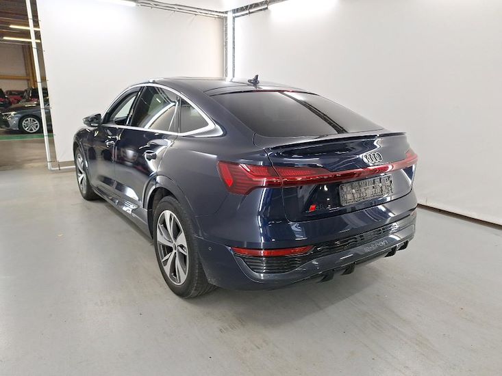 Audi Q8 — photo 3