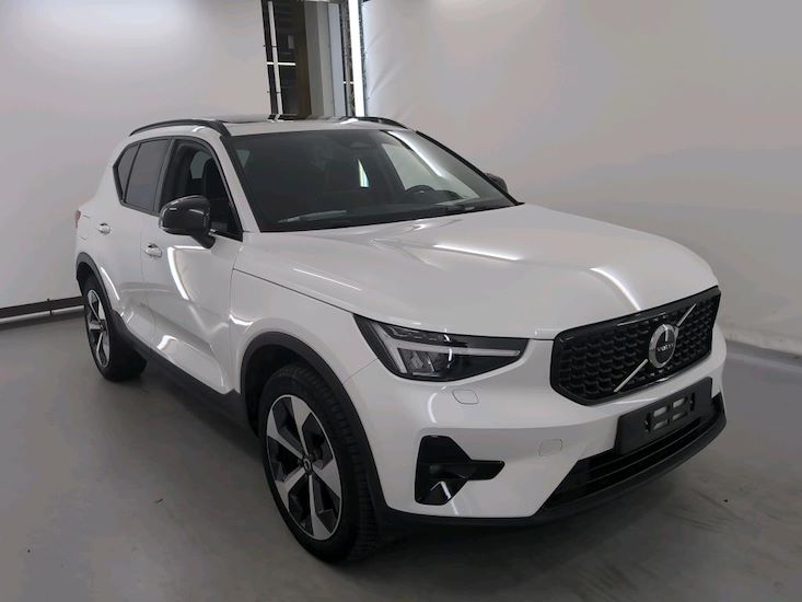 Volvo Xc40 — photo 2