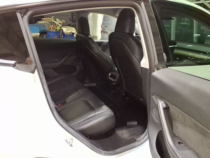 Tesla Model Y — photo 5