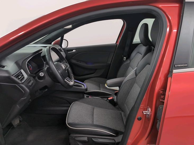 Renault Clio — photo 5