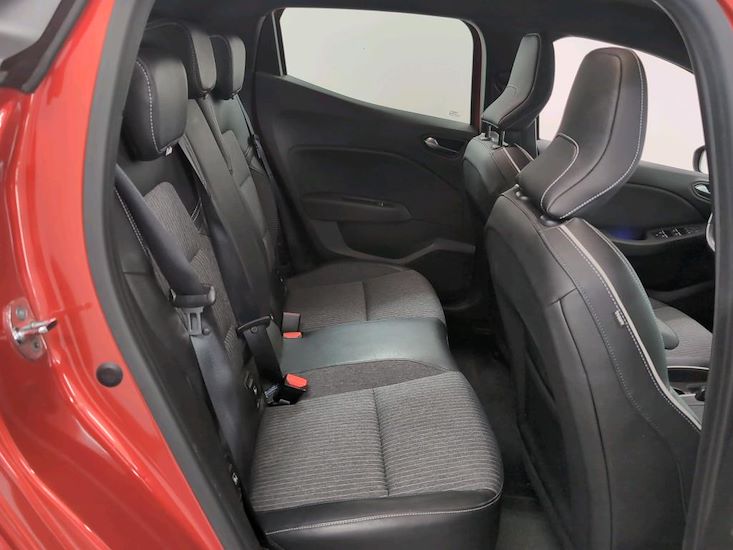 Renault Clio — photo 6