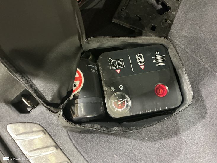 Bmw Ix3 — photo 14