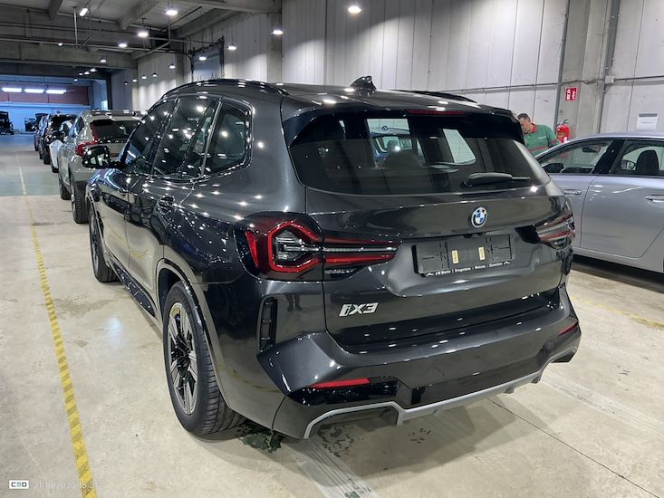 Bmw Ix3 — photo 3