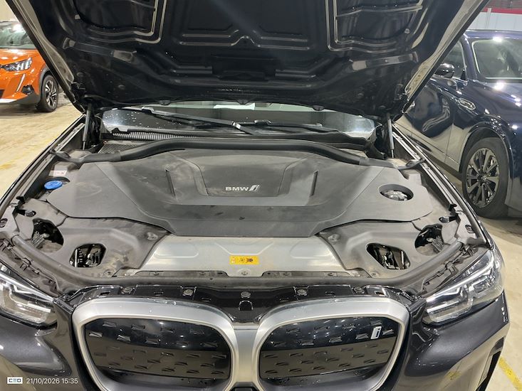 Bmw Ix3 — photo 6