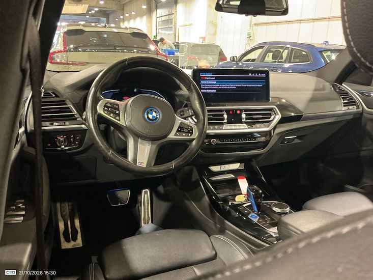 Bmw Ix3 — photo 7