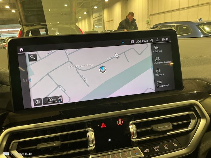 Bmw Ix3 — photo 9