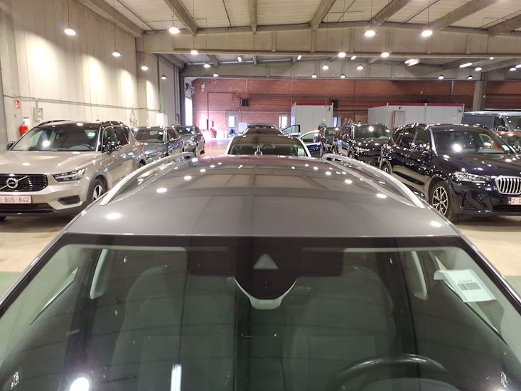 Skoda Superb — photo 13