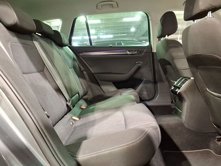 Skoda Superb — photo 5