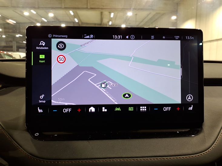 Skoda Enyaq — photo 10