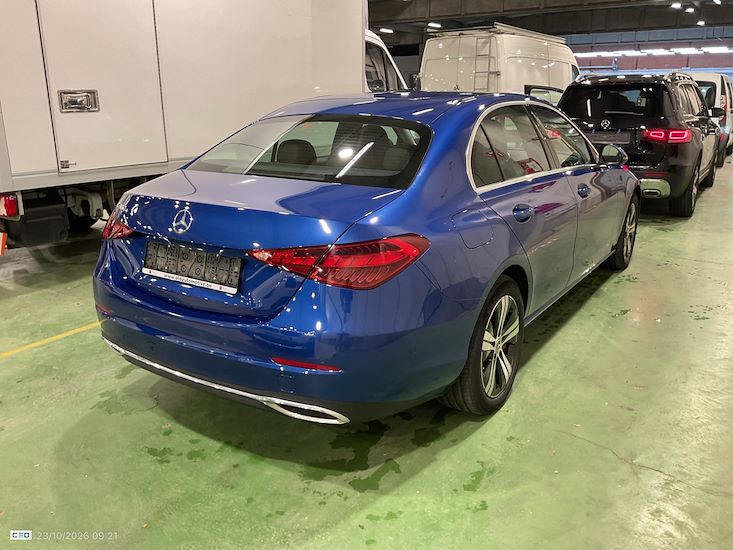 Mercedes-Benz C-Class — photo 4