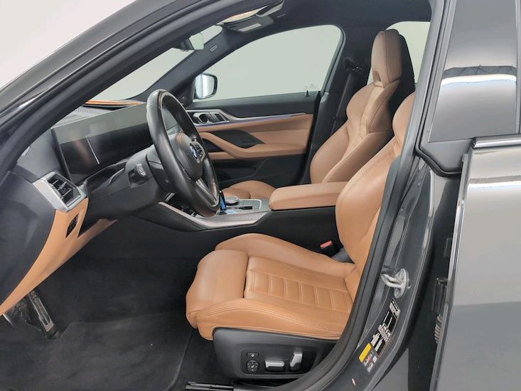 Bmw I4 — photo 5
