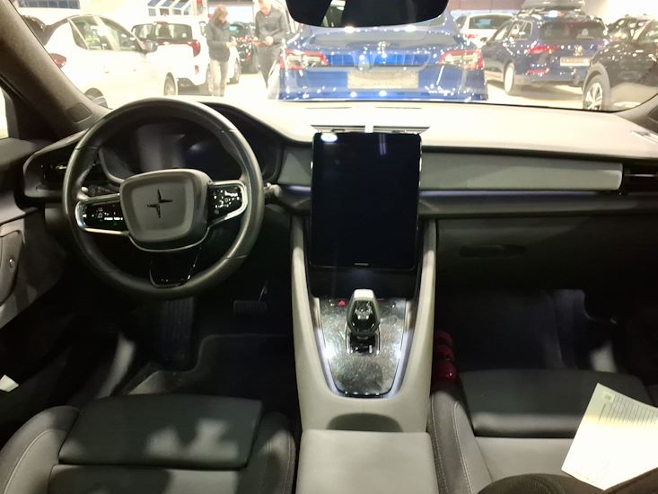 Polestar 2 — photo 6