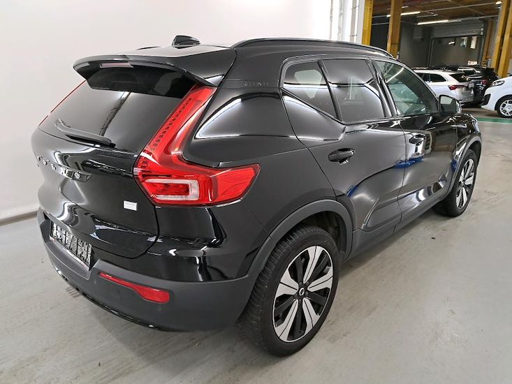 Volvo Xc40 — photo 4