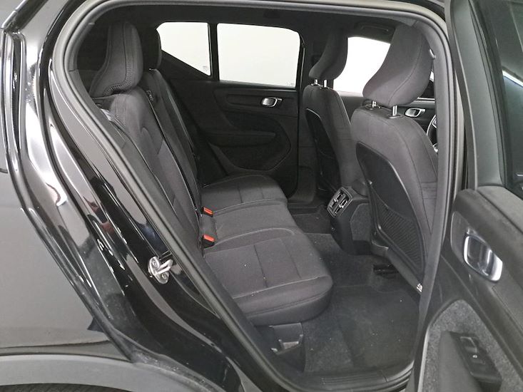 Volvo Xc40 — photo 6