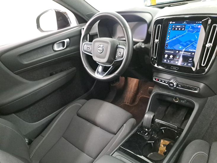 Volvo Xc40 — photo 8