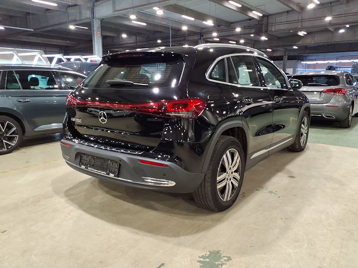 Mercedes-Benz Eqa — photo 4