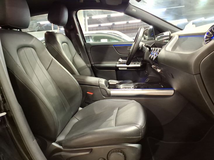 Mercedes-Benz Eqa — photo 7