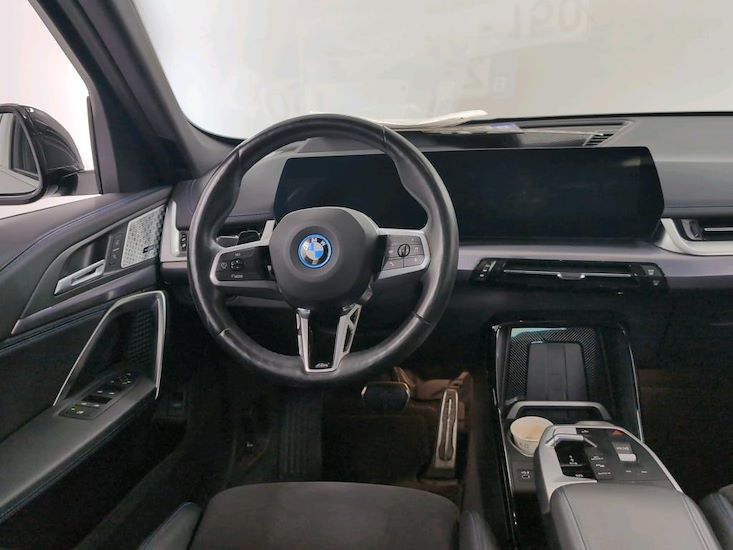 Bmw Ix — photo 8