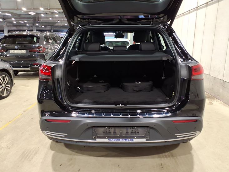 Mercedes-Benz Eqa — photo 3