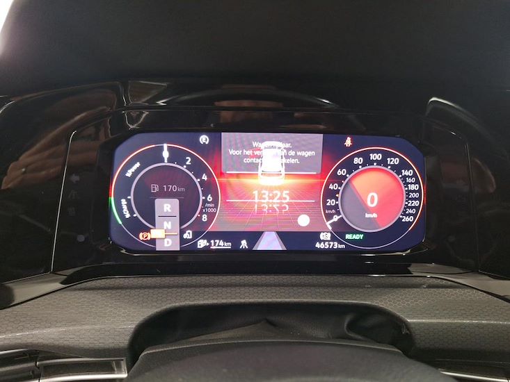 Volkswagen Golf — photo 10