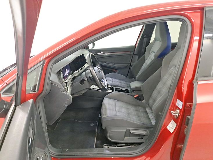 Volkswagen Golf — photo 5