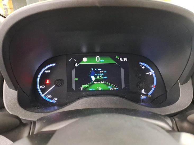 Toyota Yaris — photo 9