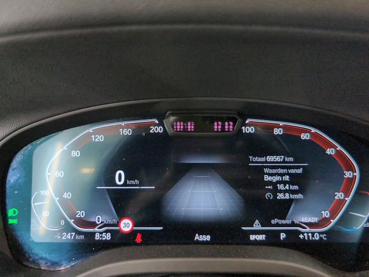 Bmw Ix3 — photo 10