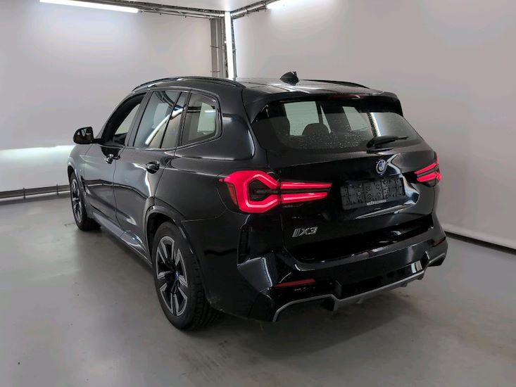 Bmw Ix3 — photo 3