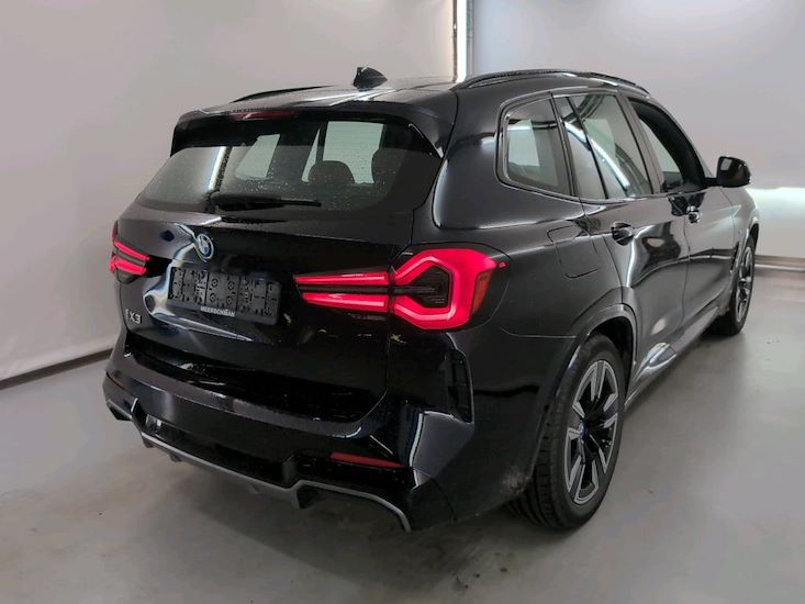 Bmw Ix3 — photo 4