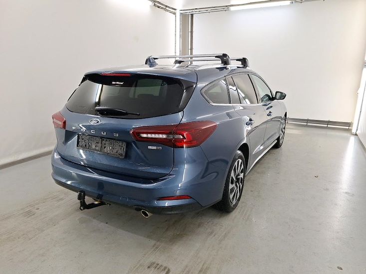 Ford Focus — photo 4