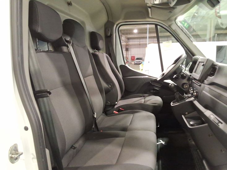 Renault Master — photo 7