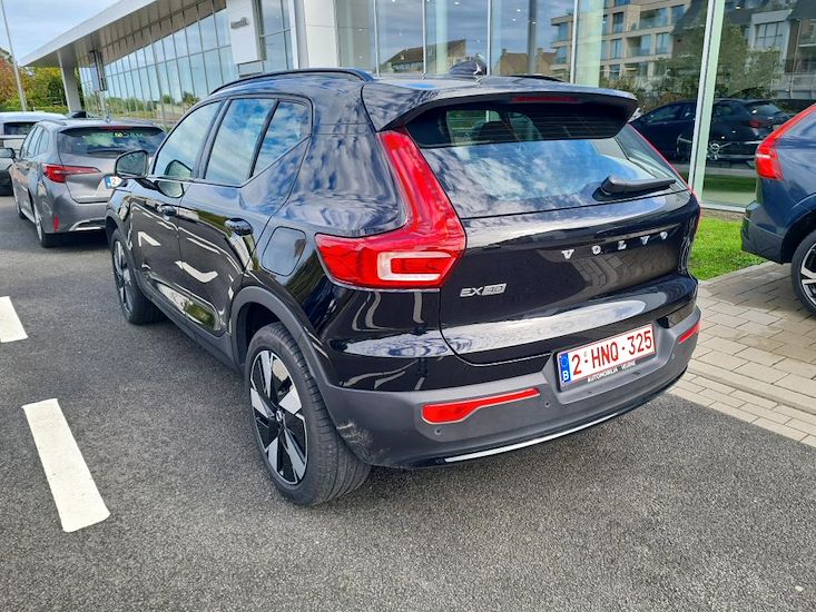 Volvo Ex40 — photo 3