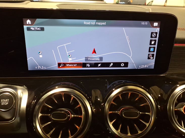 Mercedes-Benz Eqb — photo 10