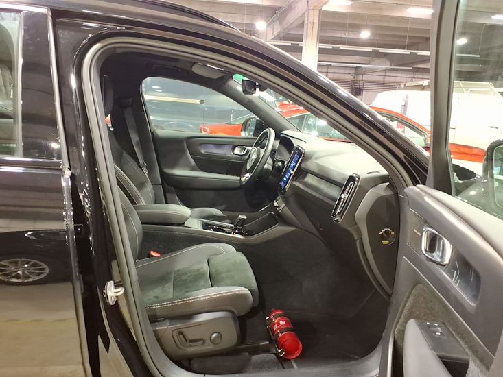 Volvo Xc40 — photo 7
