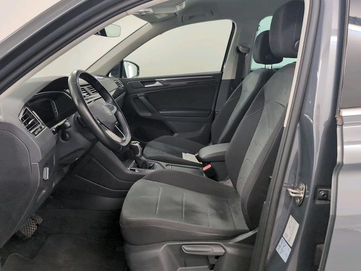 Volkswagen Tiguan — photo 5